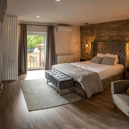 Willa Casa Da Pontelha By Geres Casas