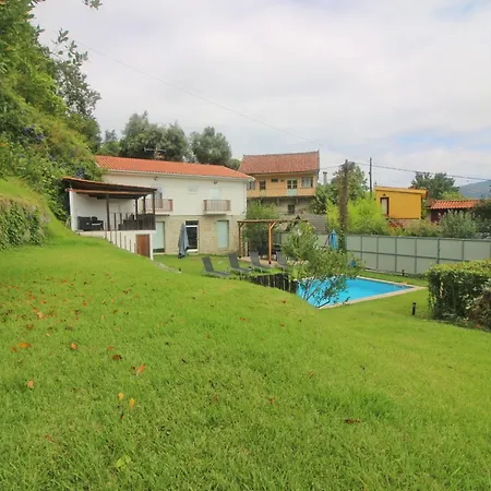 Casa Da Pontelha By Geres Casas *