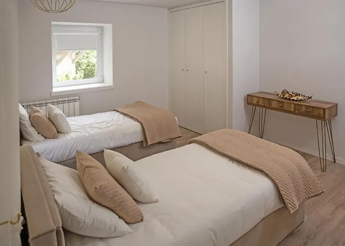 Casa Da Pontelha By Geres Casas